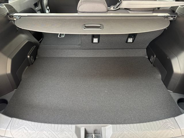 2025 Subaru Crosstrek Base photo 16