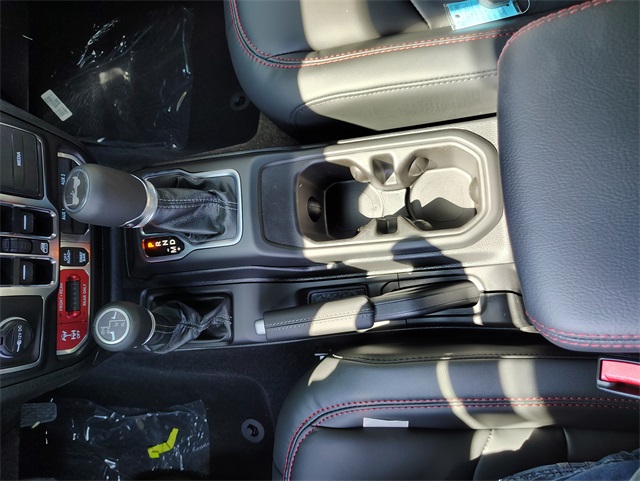 2025 Jeep Wrangler Rubicon photo 23