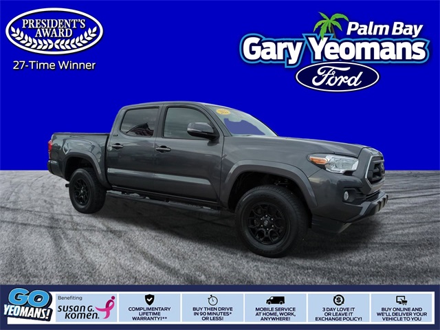2022 Toyota Tacoma SR5's photo