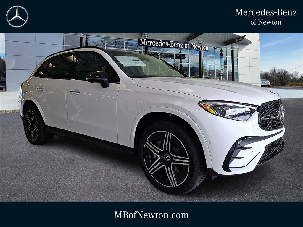 2026 Mercedes-Benz GLC Base's photo