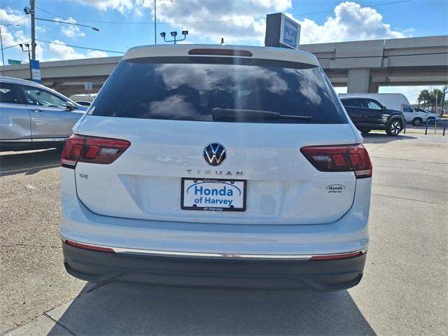 2022 Volkswagen Tiguan SE photo 4