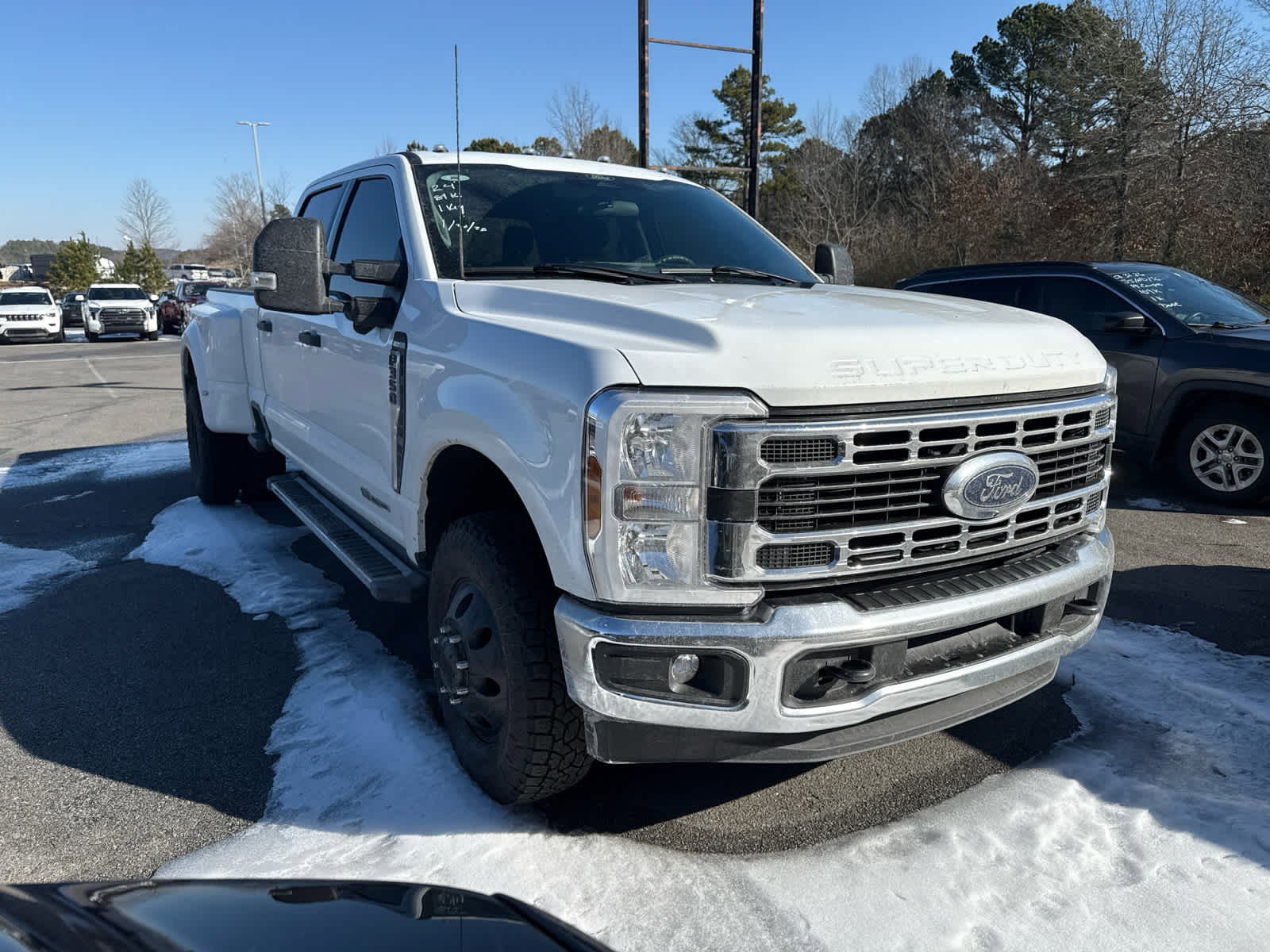 Used 2024 Ford F-350 Super Duty XLT with VIN 1FT8W3DT6REC76111 for sale in Little Rock