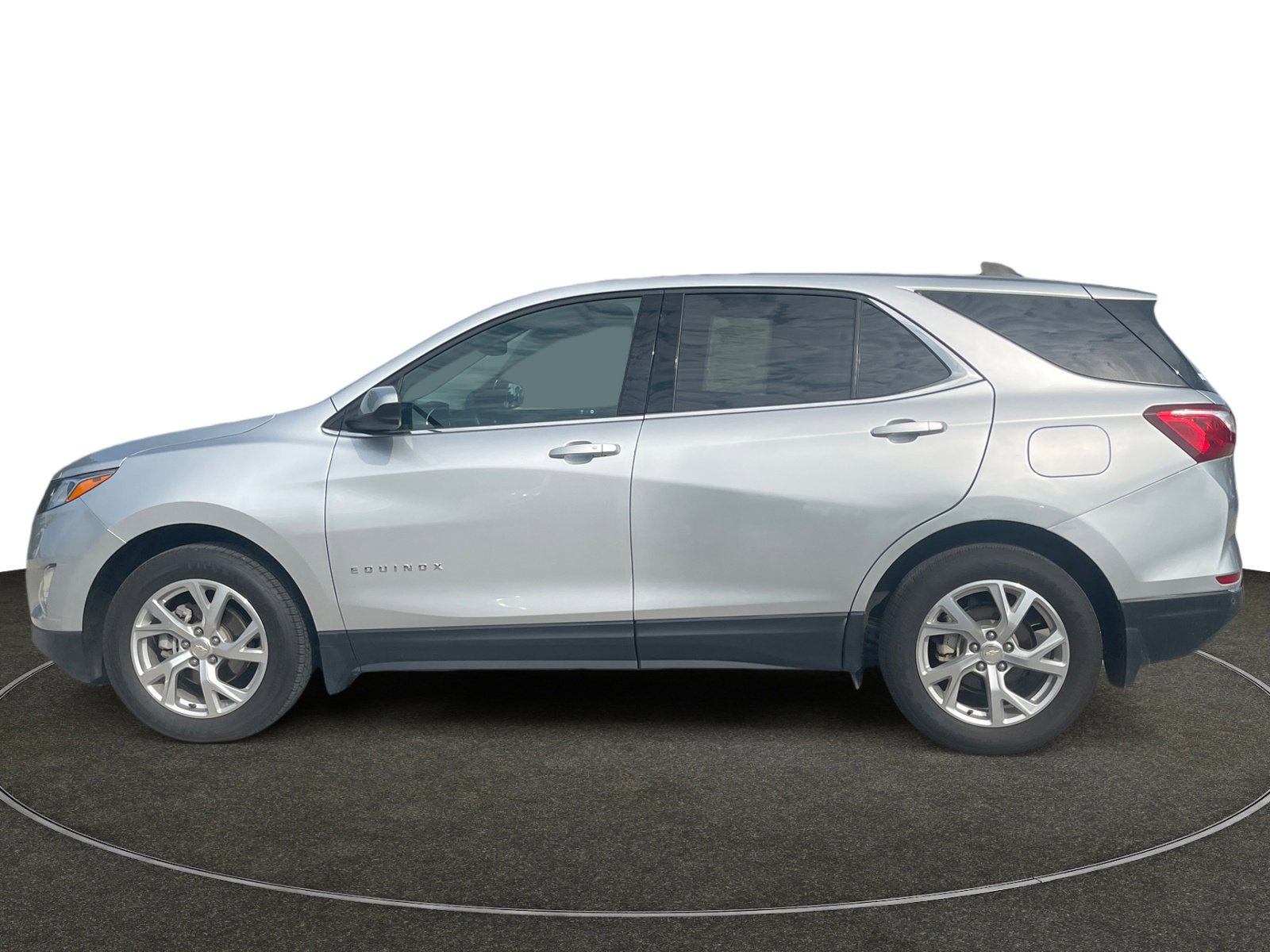 2020 Chevrolet Equinox LT photo 2