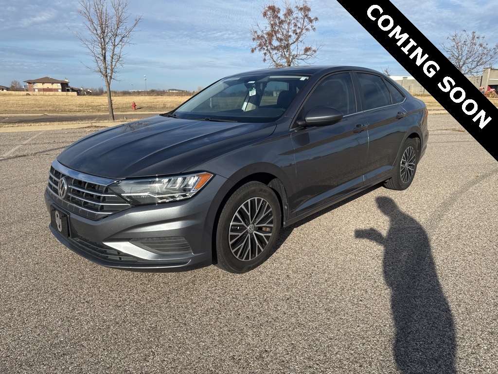 2021 Volkswagen Jetta SE's photo