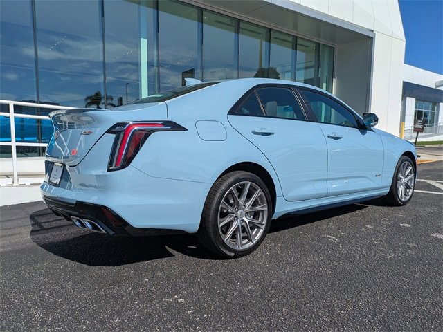 2025 Cadillac CT4 photo 3