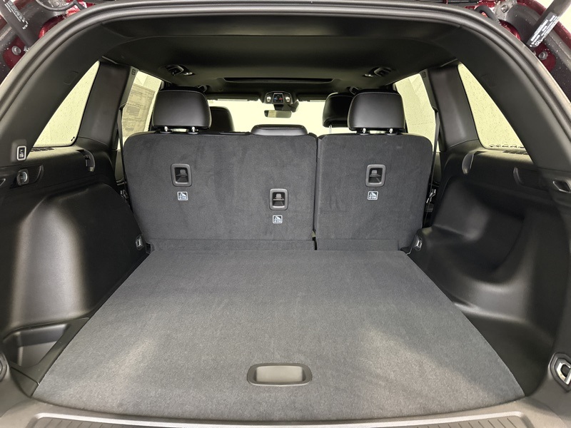 2025 Jeep Grand Cherokee Altitude photo 9