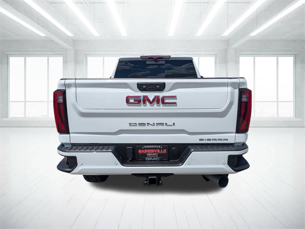 2024 Gmc Sierra 2500 HD Denali photo 3