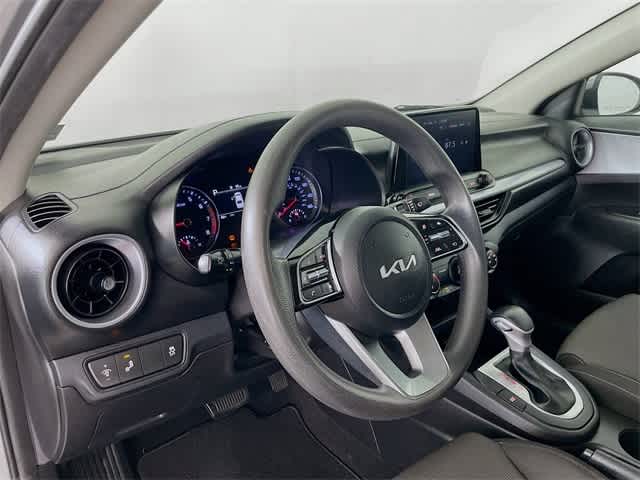 2023 Kia Forte LXS photo 11