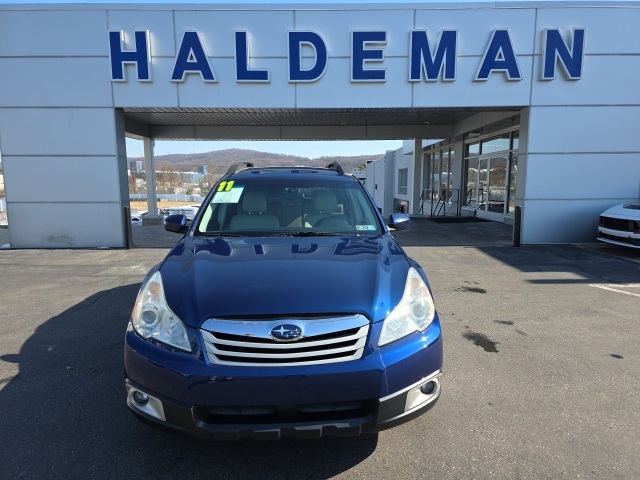 Used 2011 Subaru Outback I Premium with VIN 4S4BRBCC7B3316217 for sale in Allentown, PA