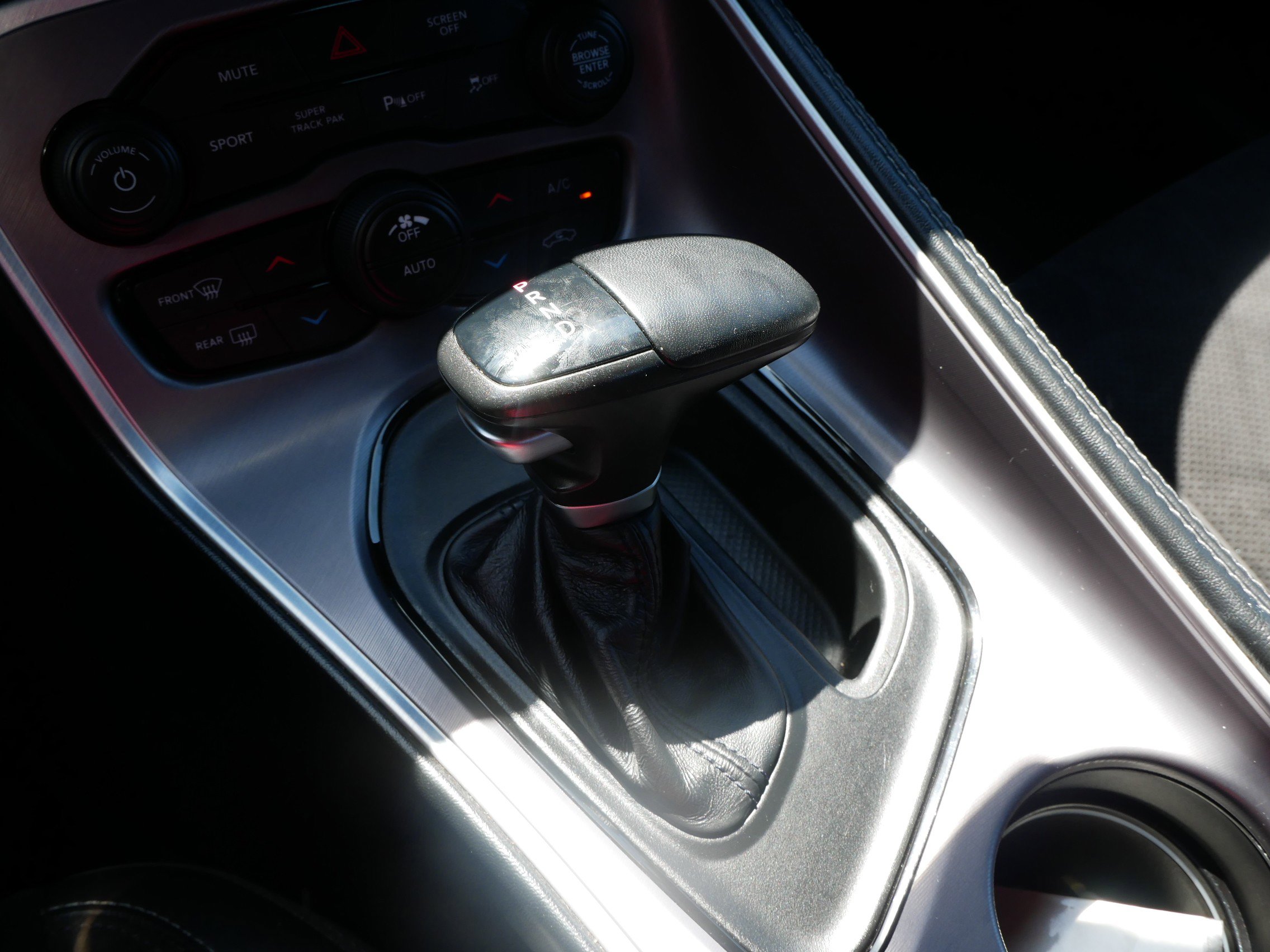 2022 Dodge Challenger GT photo 16