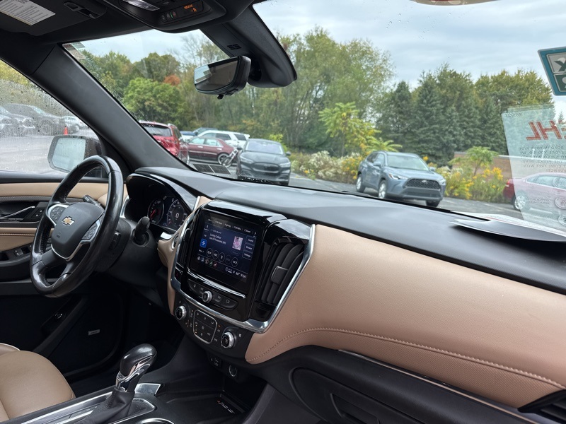 2022 Chevrolet Traverse Premier photo 49