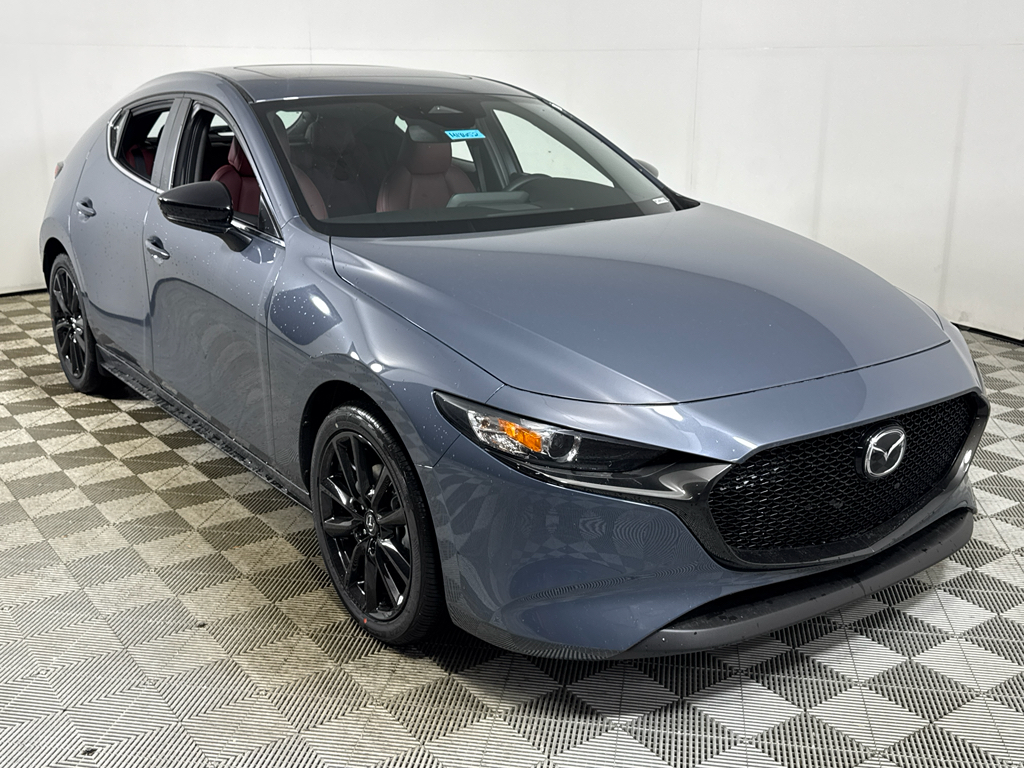 2025 Mazda Mazda3 Hatchback 2.5 s Carbon photo 2