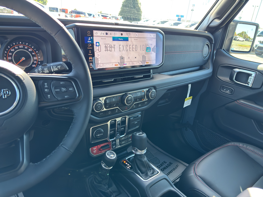 2025 Jeep Wrangler Rubicon photo 34