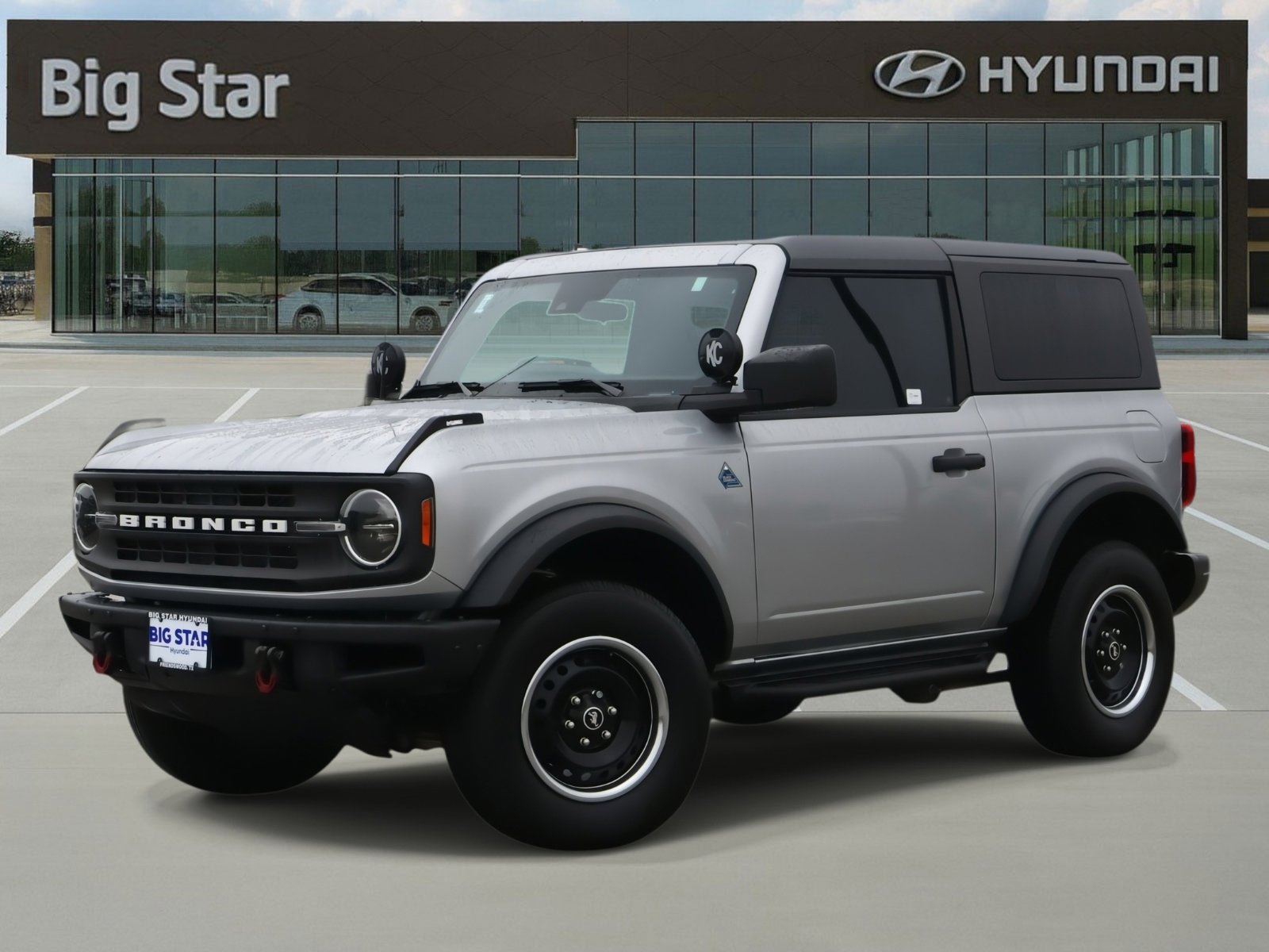 2021 Ford Bronco 2-Door Black Diamond's photo