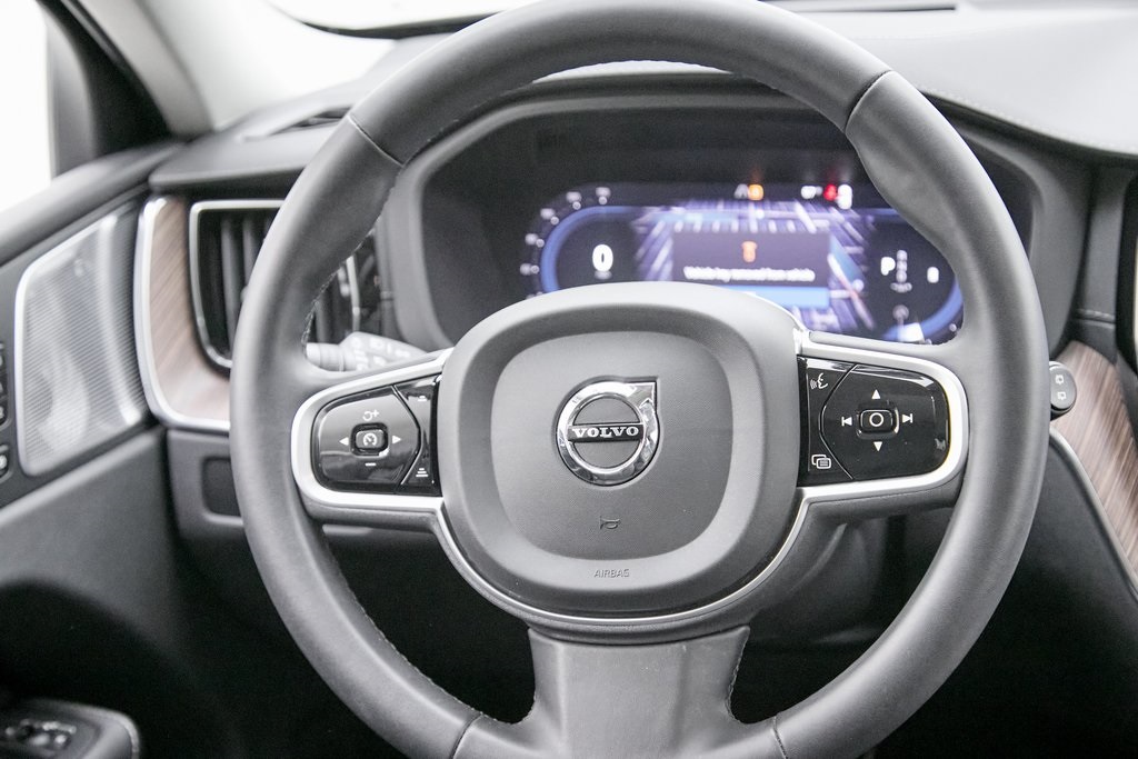 2023 VOLVO XC60 - Image 27