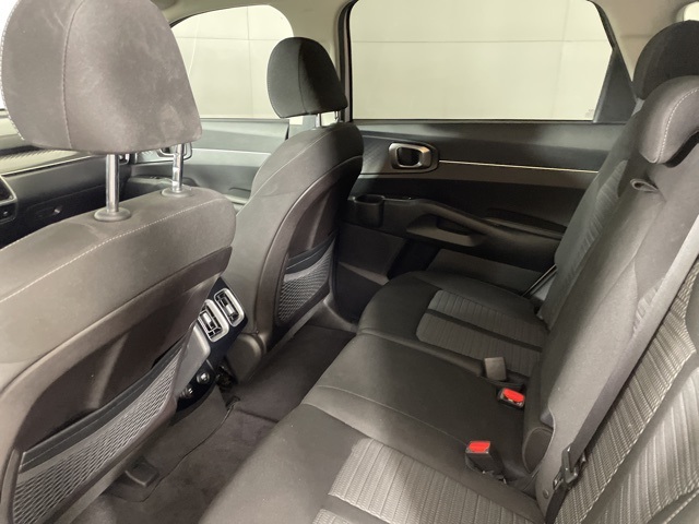 2022 Kia Sorento LX photo 30