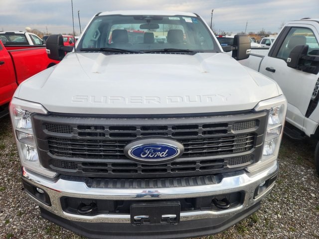 2023 Ford F-250 XL photo 4