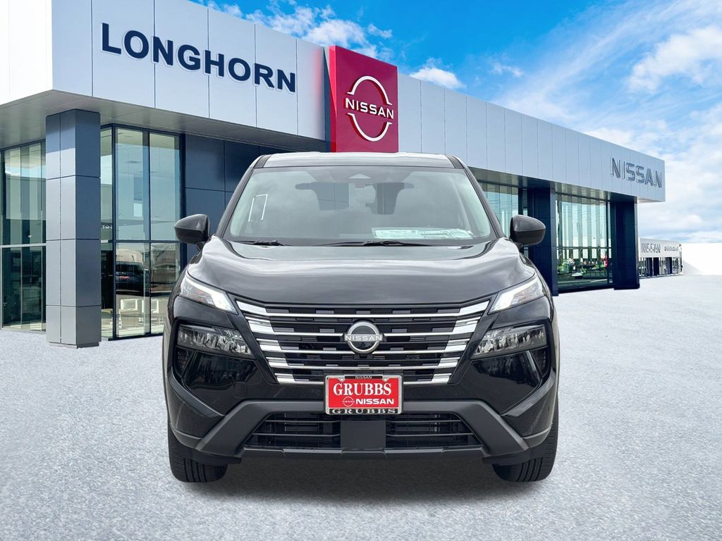 2025 Nissan Rogue SV photo 4