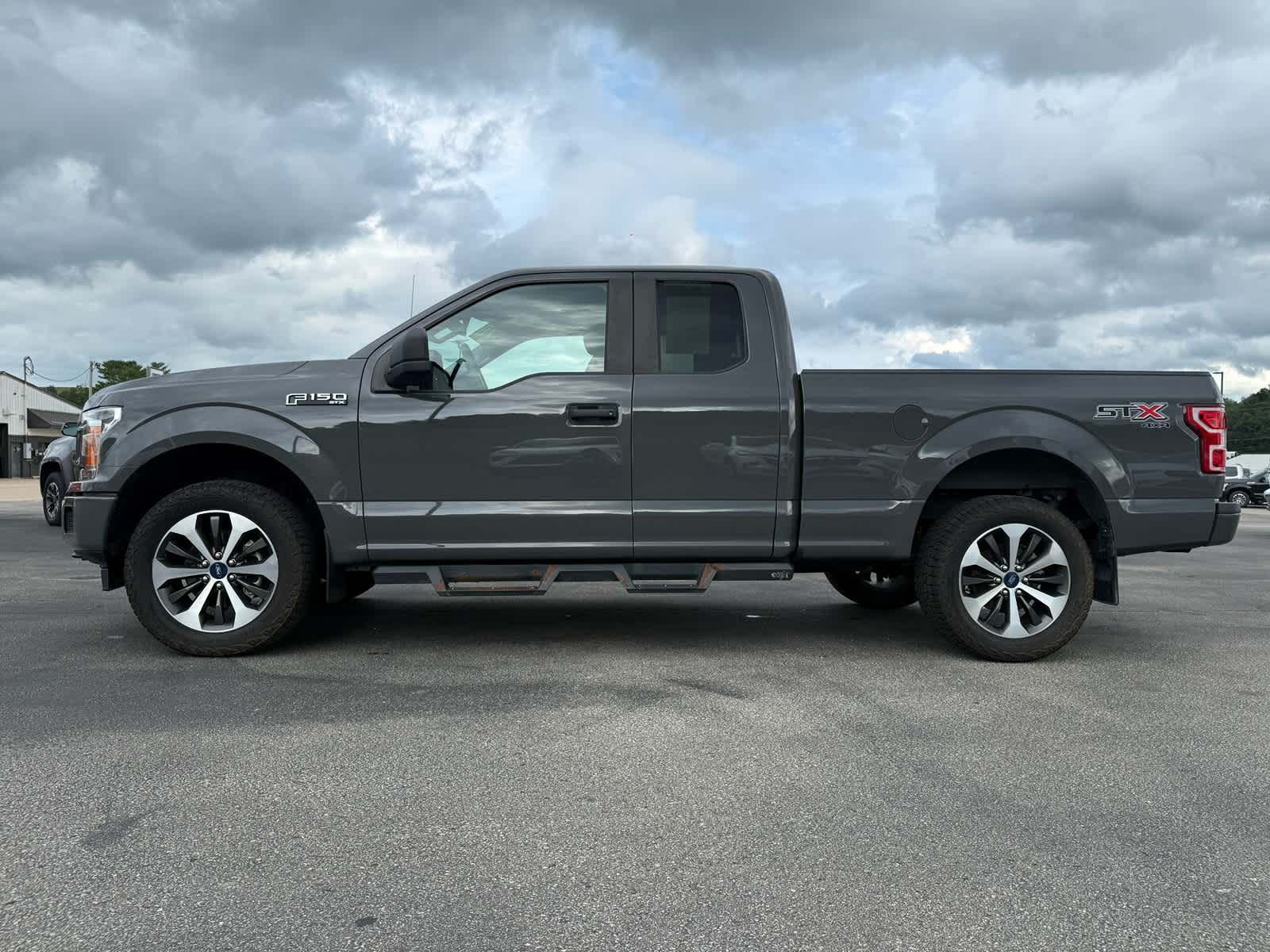 2020 Ford F-150 XL photo 2