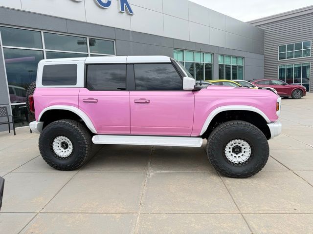 2025 Ford Bronco Heritage First Edition photo 3