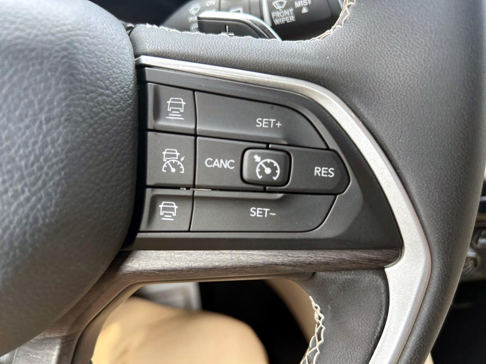 2023 Jeep Grand Cherokee Limited photo 16