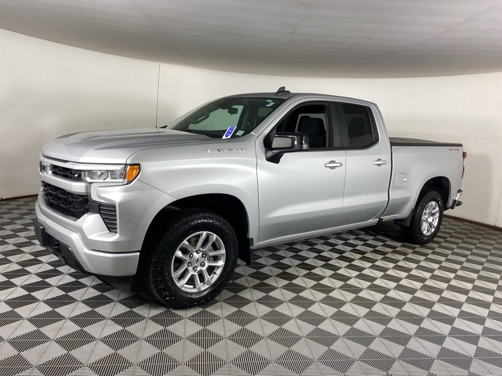 2022 Chevrolet Silverado 1500 RST photo 3