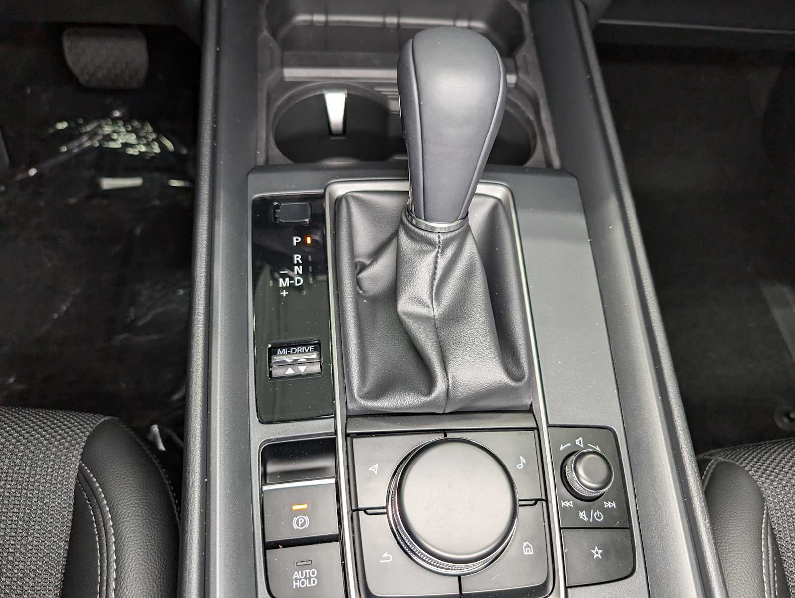 2025 Mazda CX-50 2.5 Select photo 23