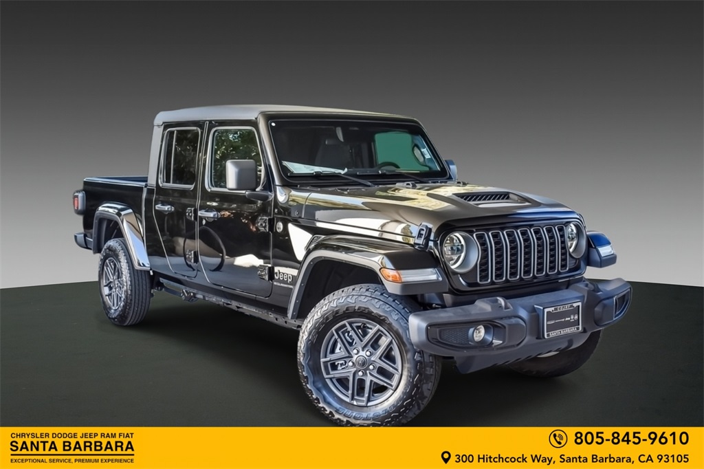 2026 Jeep Gladiator Sport S's photo