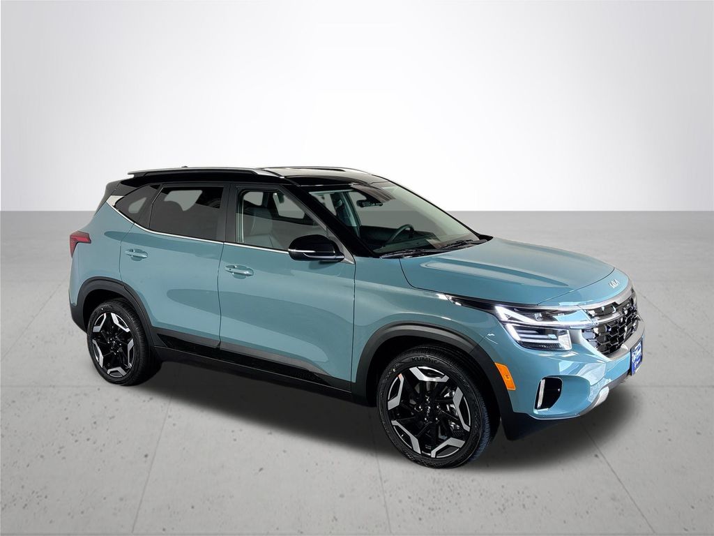 2026 Kia Seltos SX photo 3
