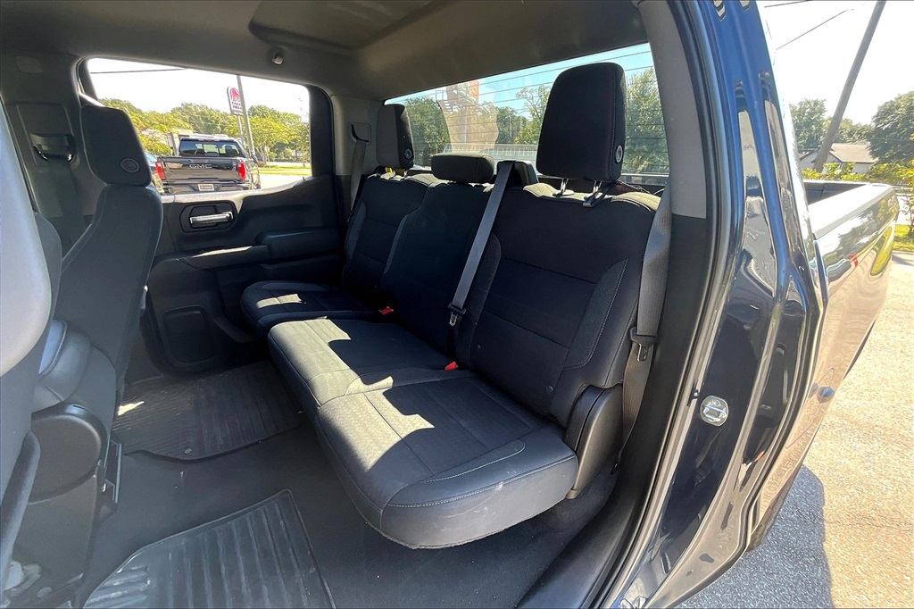 2022 Chevrolet Silverado 1500 Custom photo 22