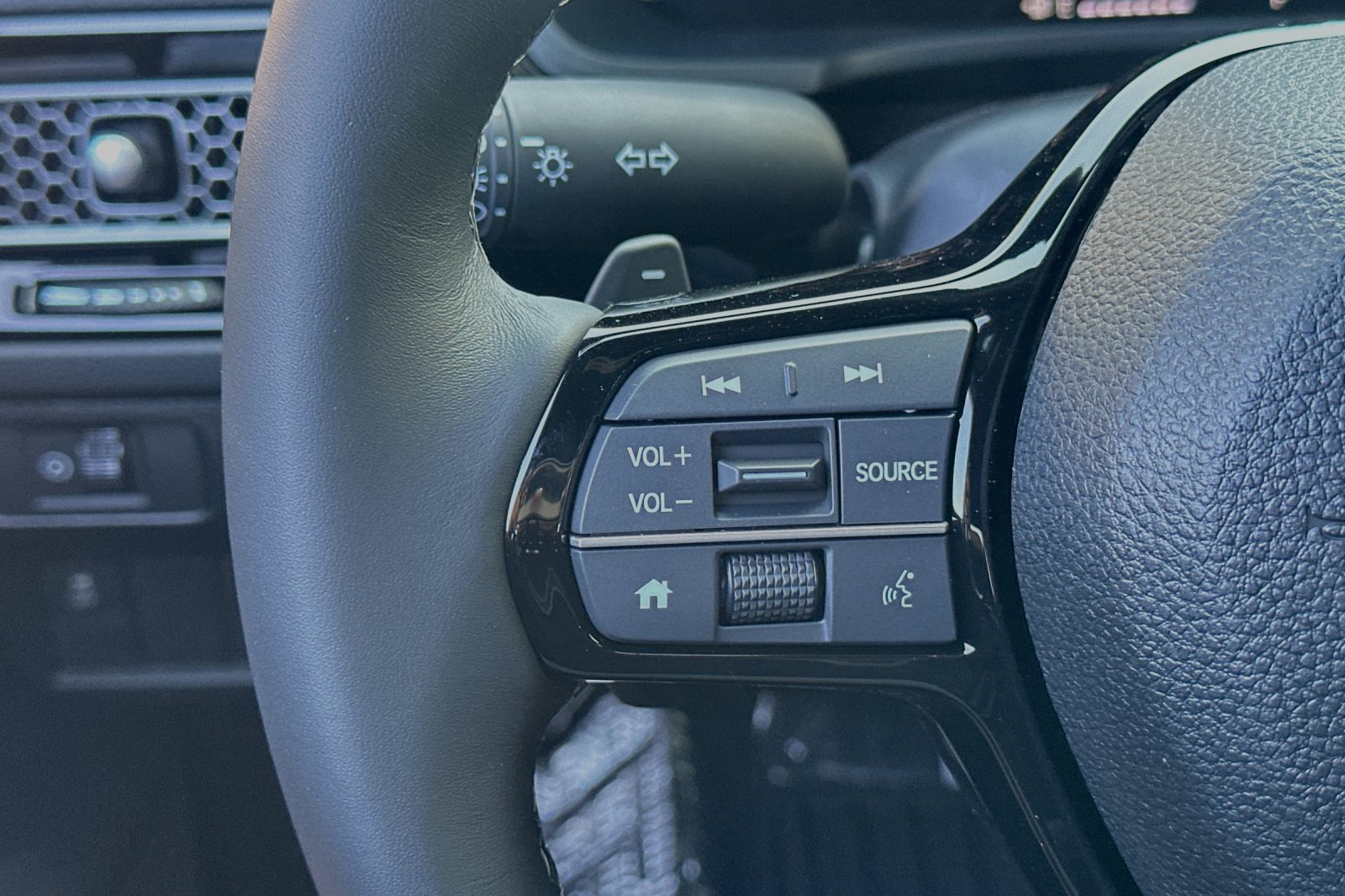 2025 Honda Civic Hybrid Sport photo 18