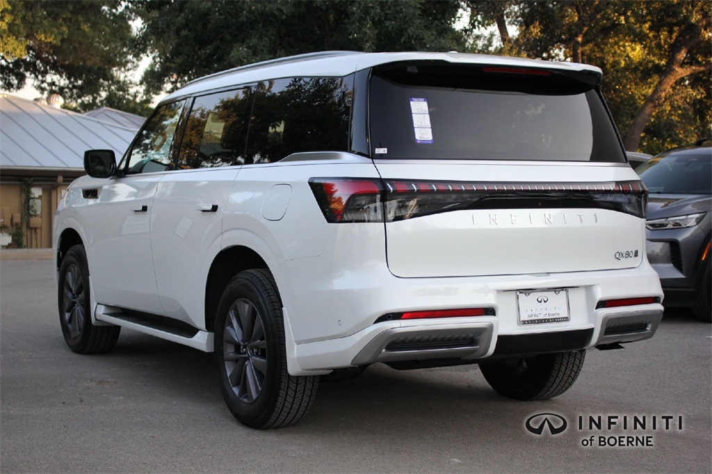 2026 Infiniti QX80 Pure photo 5