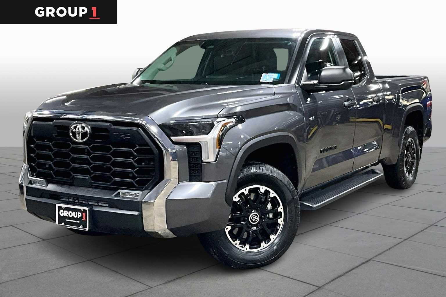 2024 Toyota Tundra SR5's photo