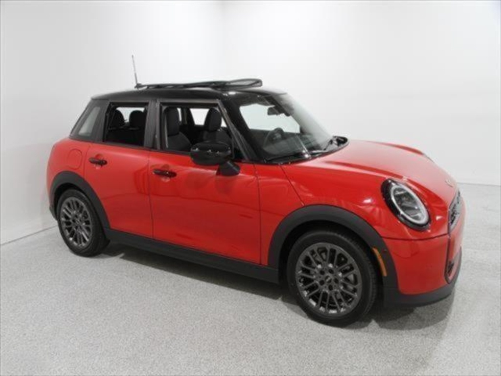 2025 MINI Hardtop 4 Door