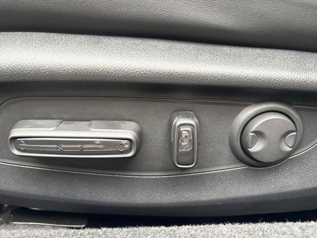 2025 Honda Accord Hybrid Touring photo 5