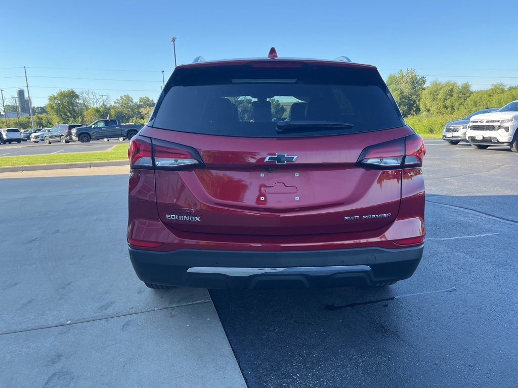 2023 Chevrolet Equinox Premier photo 5