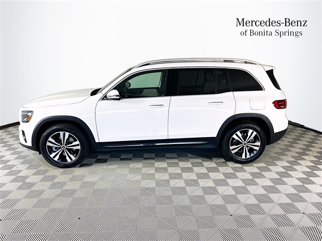 2025 Mercedes Benz GLB 250 photo 4