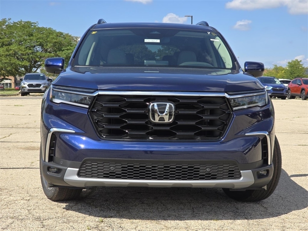 2025 Honda Pilot Touring photo 2