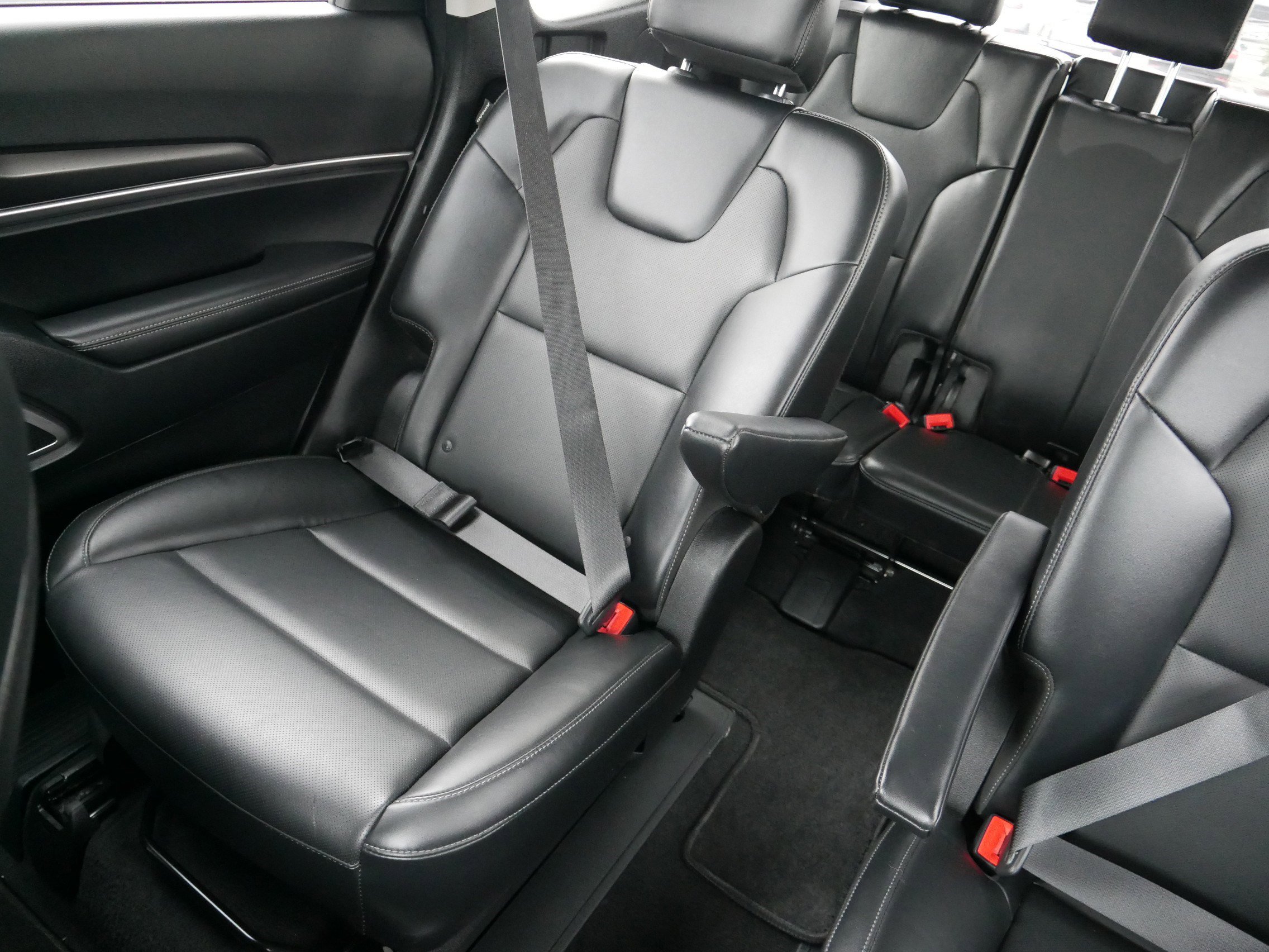 2025 Kia Telluride S photo 12