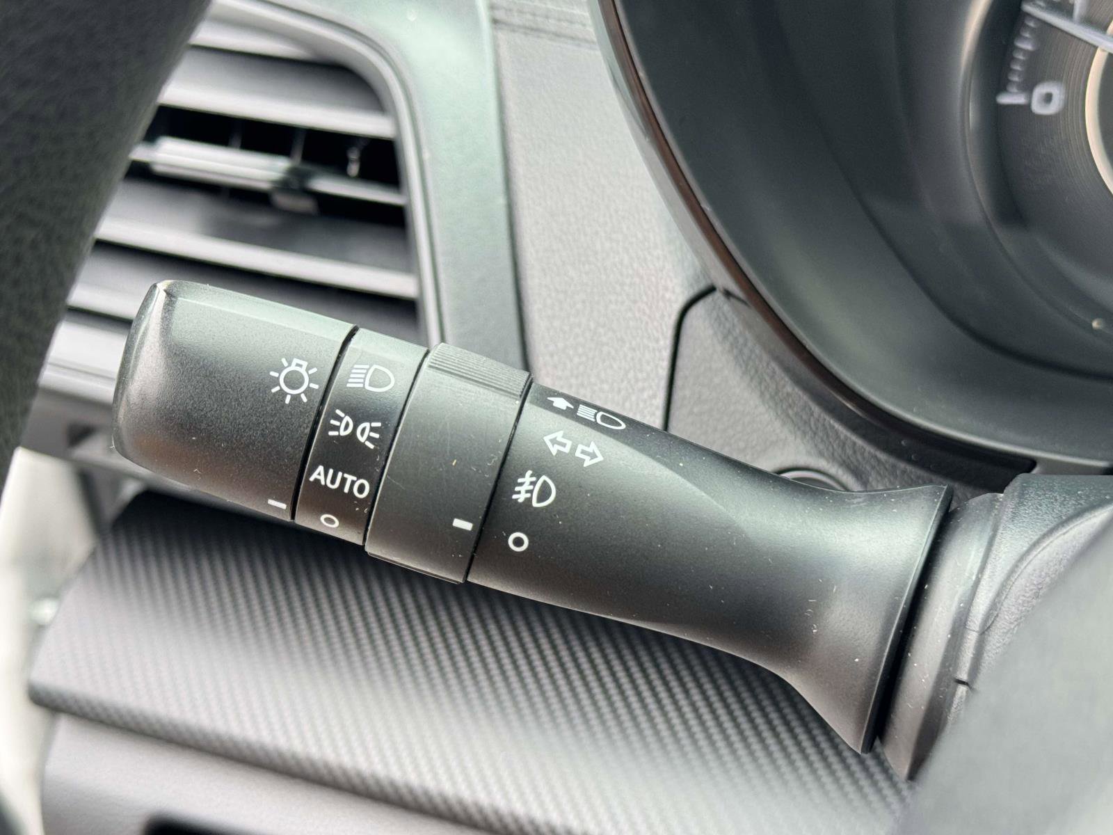 2021 Subaru Impreza L photo 21
