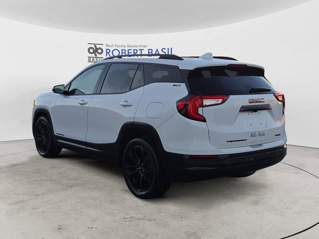 2022 Gmc Terrain SLT photo 2
