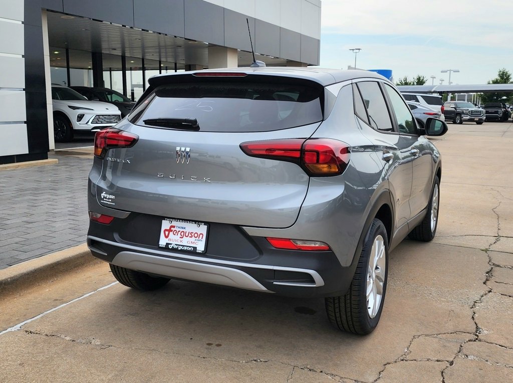 2026 Buick Encore GX Preferred photo 3