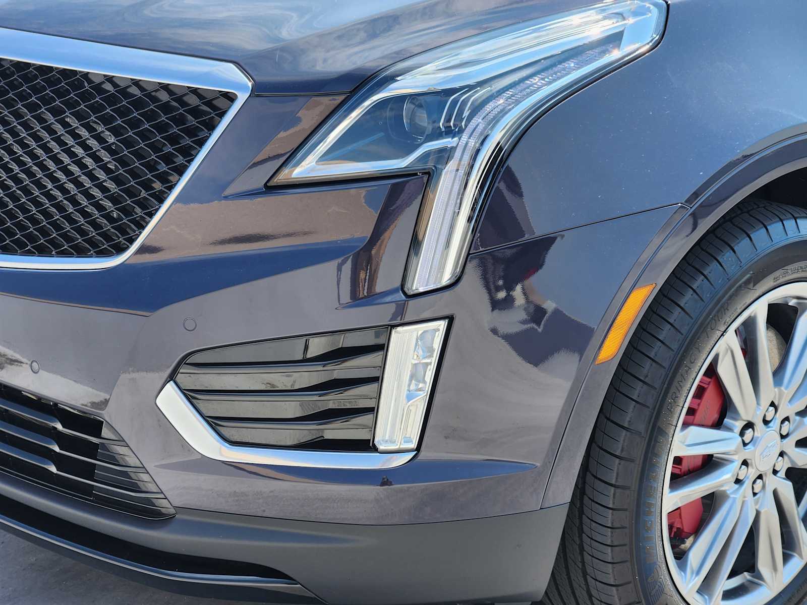 2025 Cadillac XT5 Sport photo 5