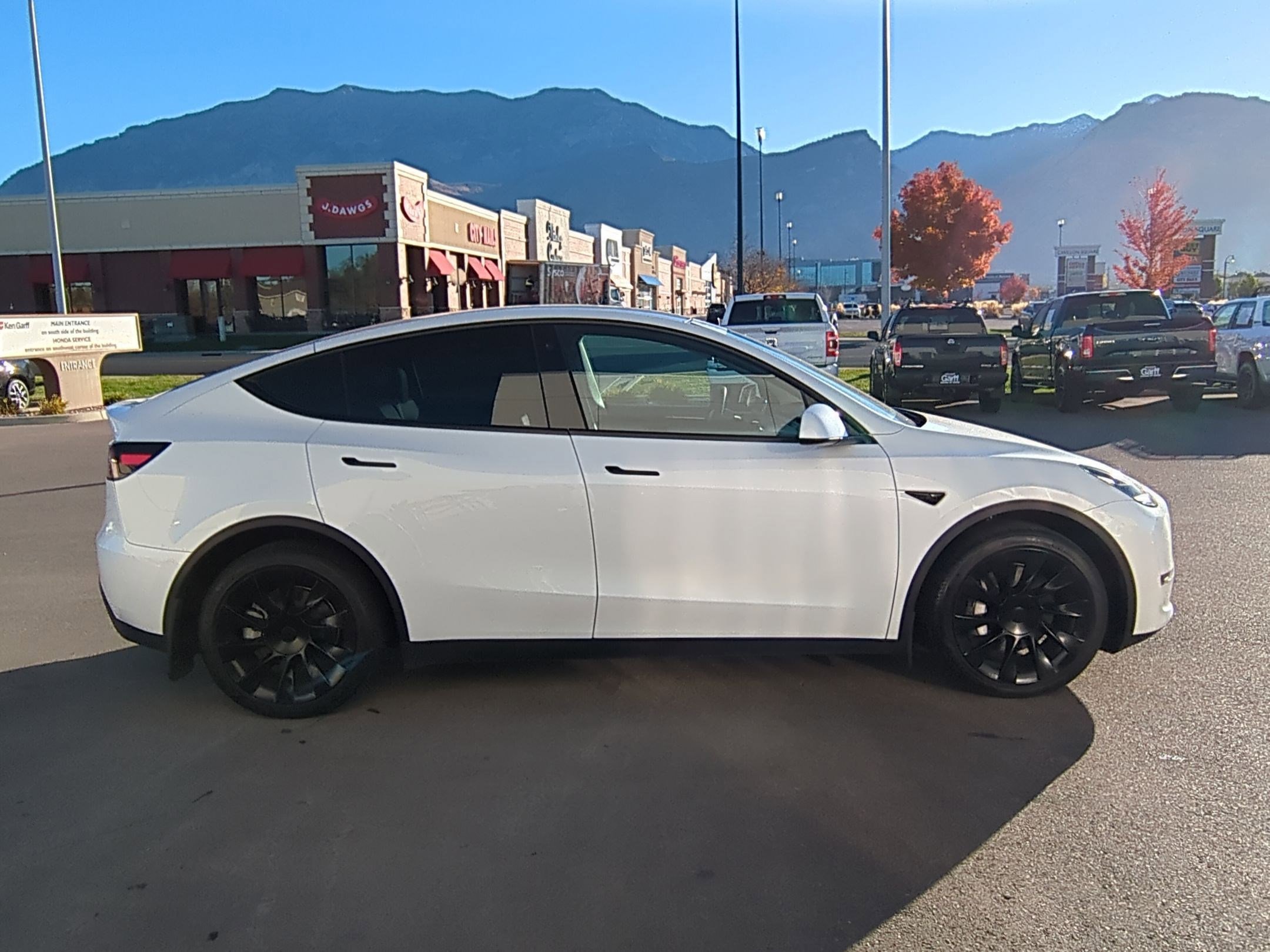 Used 2023 Tesla Model Y Long Range with VIN 7SAYGDEE5PF661337 for sale in Orem, UT