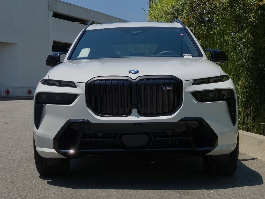 2026 Bmw X7 M60i photo 2