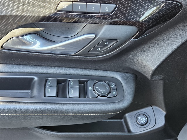 2024 Gmc Terrain AT4 photo 28