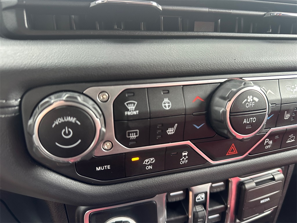 2024 Jeep Wrangler Rubicon 392 photo 20