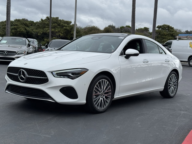 2025 Mercedes Benz CLA 250 photo 4