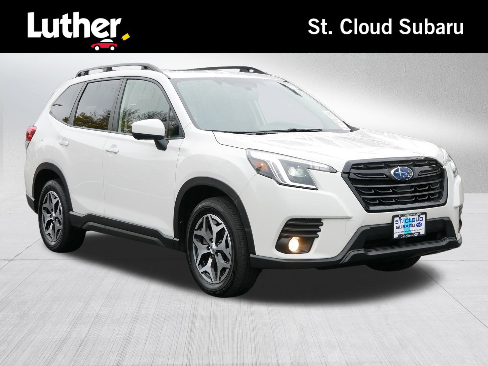 2023 Subaru Forester Premium's photo