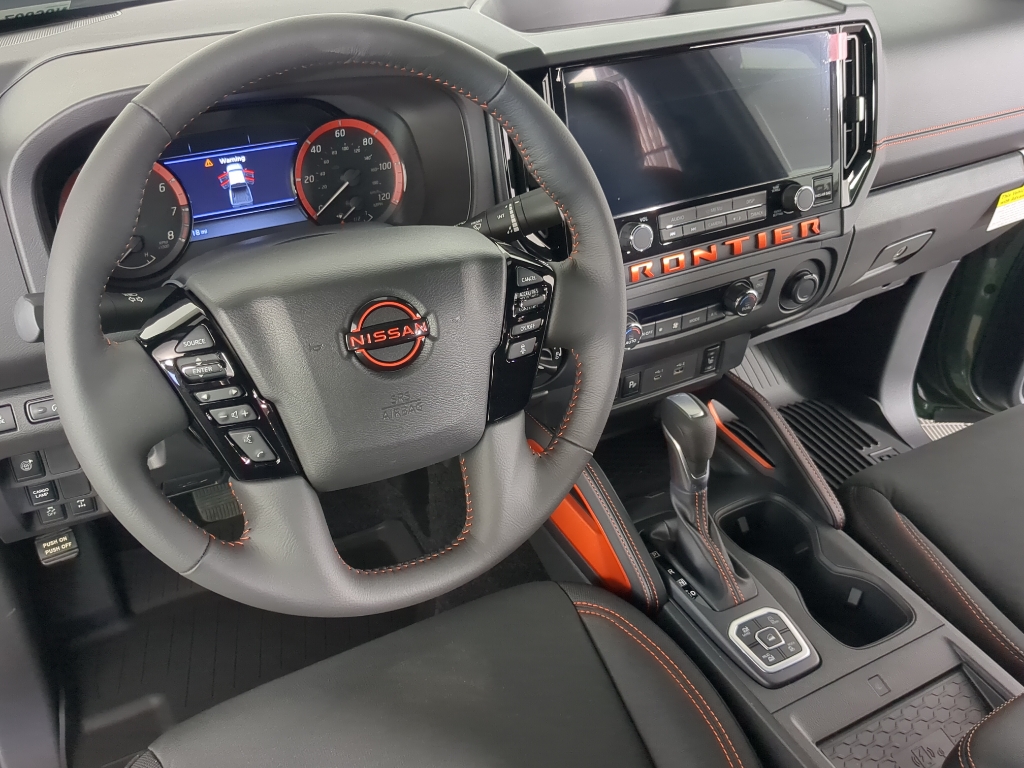 2026 Nissan Frontier PRO-4X photo 14